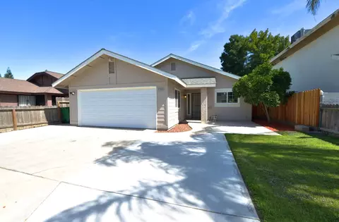 2722 Burnham St, Selma, CA 93662 photo 1