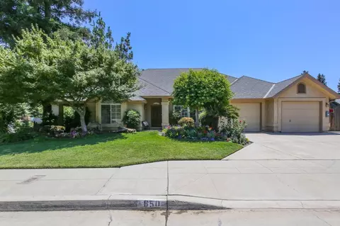 650 W Tenaya Ave, Clovis, CA 93612 photo 1