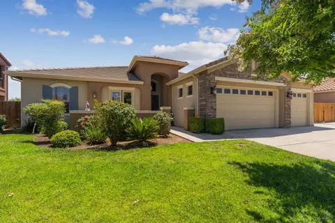 2156 Buckingham Ave, Clovis, CA 93611 photo 1