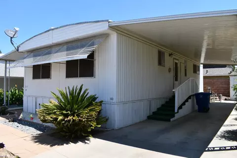 1001 Sylmar Ave #124, Clovis, CA 93612 photo 1
