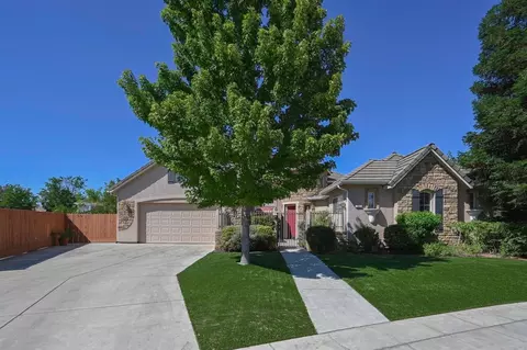 783 Quincy Ave, Clovis, CA 93619 photo 1