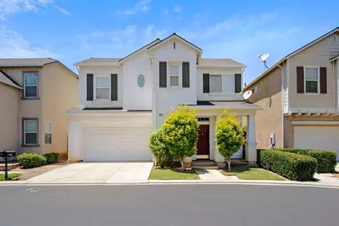 1634 N Dublin Ln, Clovis, CA 93619 photo 1