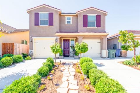 3818 Sussex Ave, Clovis, CA 93619 photo 1