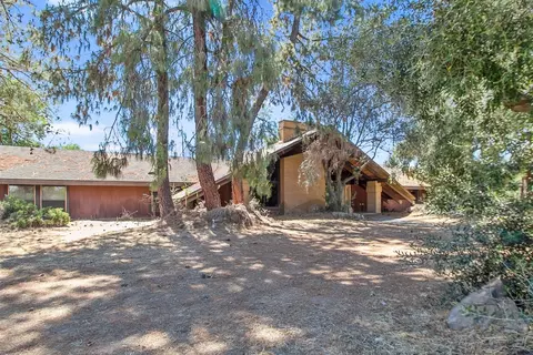 7465 N Paula Ave, Clovis, CA 93611 photo 1