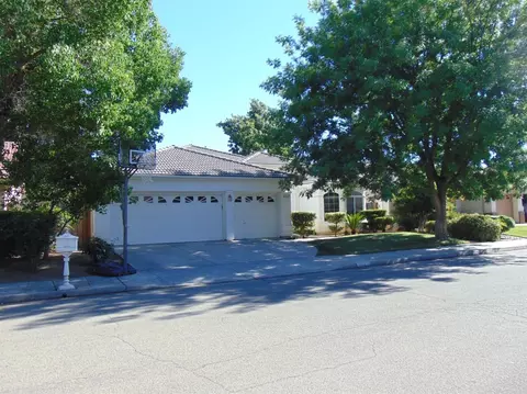 1773 Emerald Ave, Fresno, CA 93720 photo 1