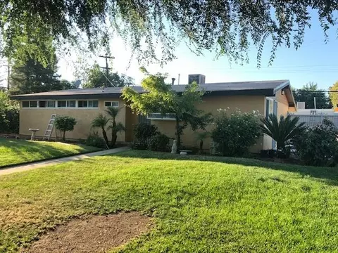 5255 E Webster Ave, Fresno, CA 93727 photo 1