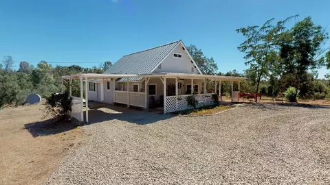 30665 Little Sandy Rd, Prather, CA 93651 photo 1