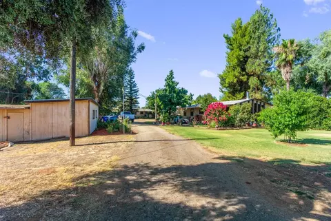 13889 E Ashlan Ave, Sanger, CA 93657 photo 1