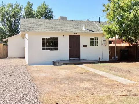 925 E 5th St, Madera, CA 93638 photo 1