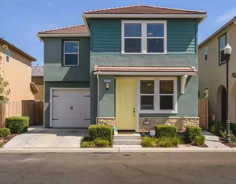 3515 Magnificent Way, Clovis, CA 93619 photo 1