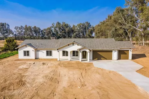 16137 Paula Rd, Madera, CA 93636 photo 1