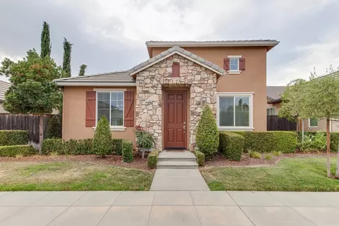 4155 Heritage Ave, Clovis, CA 93619 photo 1