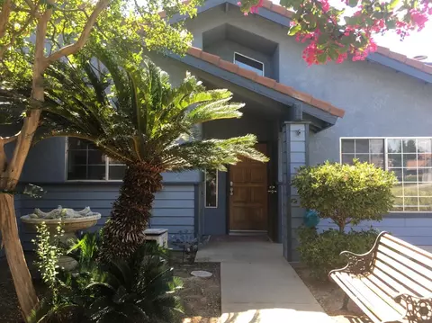 152 Magnolia Ave, Clovis, CA 93611 photo 1