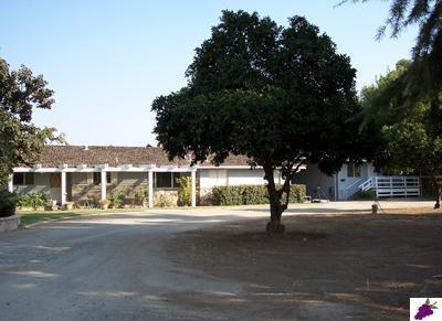 2216 N Armstrong Ave, Fresno, CA 93727 photo 1