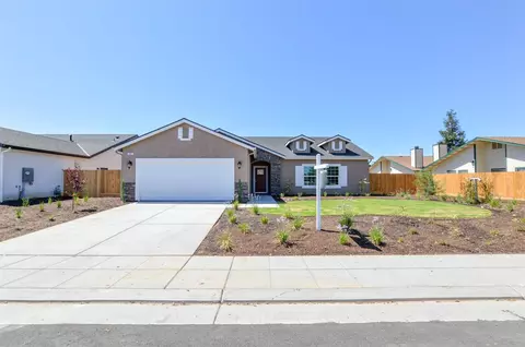 253 Karen, Clovis, CA 93612 photo 1