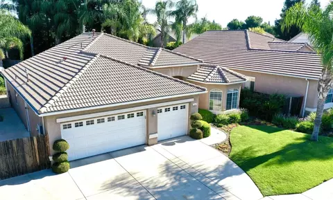 2359 Moody Ave, Clovis, CA 93619 photo 1