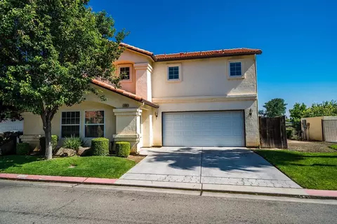 185 Riverpointe, Madera, CA 93637 photo 1
