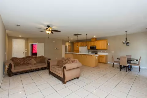 1604 Lacreta Ave, Madera, CA 93638 photo 1