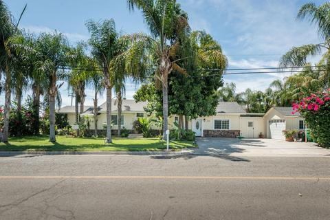 218 E Adams Ave, Fowler, CA 93625 photo 1