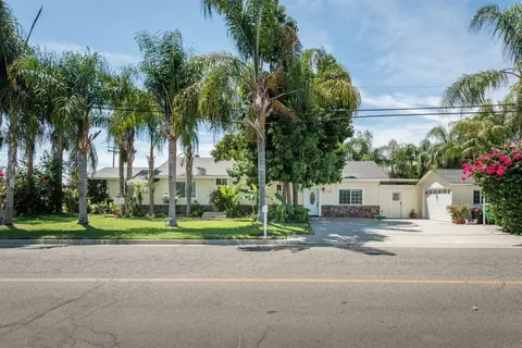 218 E Adams Ave, Fowler, CA 93625 photo 1