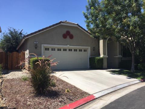 718 Century Ln, Clovis, CA 93612 photo 1