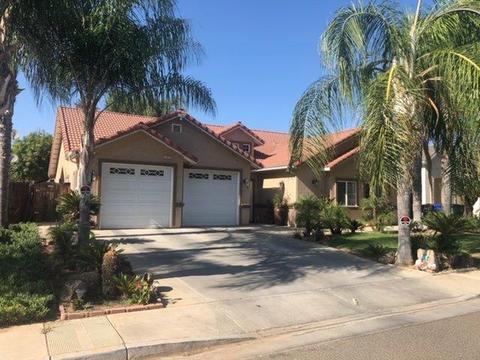 1813 E Lauren Ave, Dinuba, CA 93618 photo 1