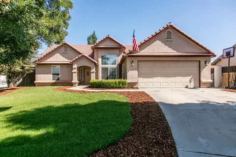 2341 Riverview Dr, Madera, CA 93637 photo 1
