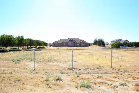 16936 Road 37, Madera, CA 93636 photo 1
