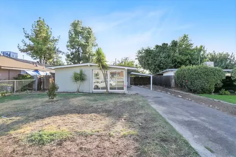 321 K St, Sanger, CA 93657 photo 1