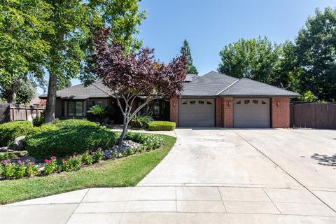 121 W Menlo Ave, Clovis, CA 93612 photo 1