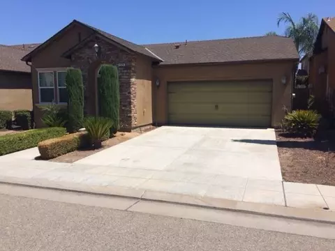 1529 N Dara Ave, Clovis, CA 93619 photo 1