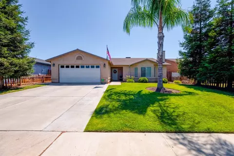 1304 Kathryn Ave, Madera, CA 93638 photo 1