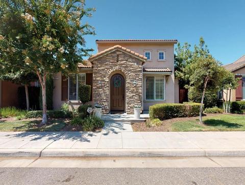 3833 Heritage Ave, Clovis, CA 93619 photo 1