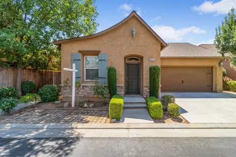 3676 Utah Ln, Clovis, CA 93619 photo 1