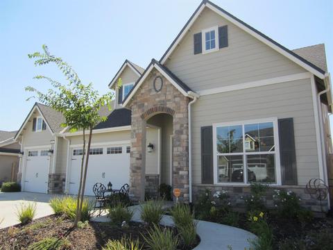 2486 Junipero Ave, Clovis, CA 93619 photo 1