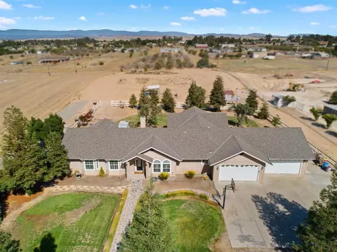16639 Karen Rd, Madera, CA 93636 photo 1
