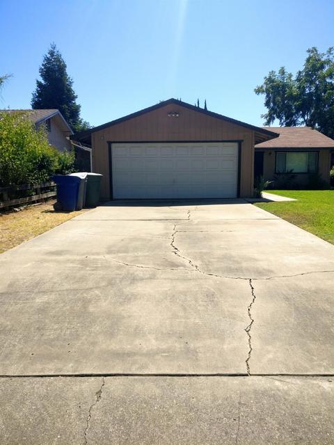 1552 W 8th St, Merced, CA 95341 photo 1