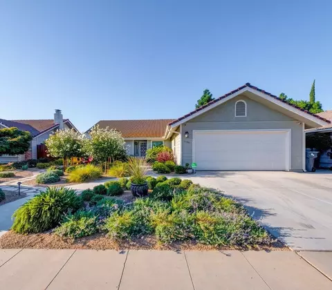 2388 Beechwood Way, Madera, CA 93637 photo 1