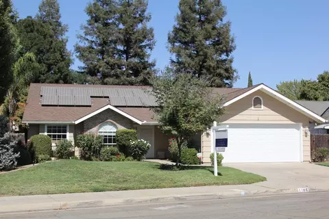 1106 Everett Ave, Fresno, CA 93720 photo 1