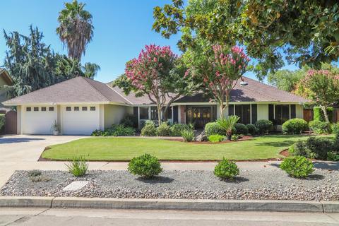 321 E Lester Ave, Fresno, CA 93720 photo 1