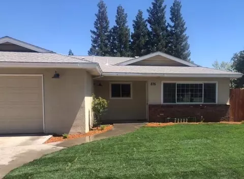 876 S Manor Dr, Kerman, CA 93630 photo 1