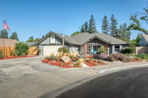 599 W Sample Ave, Clovis, CA 93612 photo 1