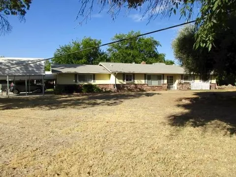 35954 Manon Ave, Madera, CA 93636 photo 1