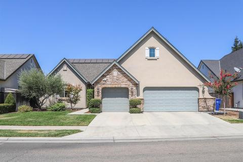 521 W Warwick Ave, Clovis, CA 93619 photo 1