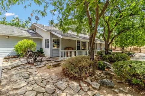 15909 Garlock Ln, Prather, CA 93651 photo 1