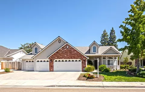 777 N Dartmouth Ave, Clovis, CA 93611 photo 1