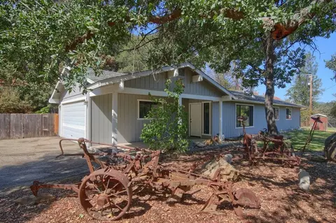 54234 White Oak Pl, North Fork, CA 93643 photo 1