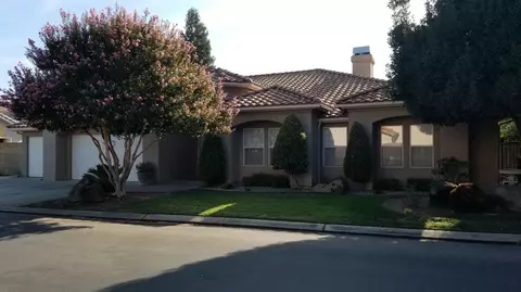 45 E Loop, Madera, CA 93637 photo 1