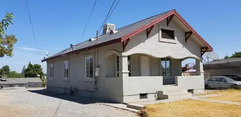 13372 E Young Ave, Parlier, CA 93648 photo 1