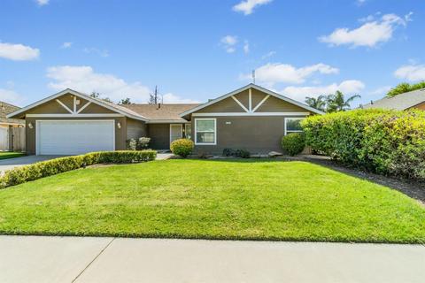 15823 W E St, Kerman, CA 93630 photo 1